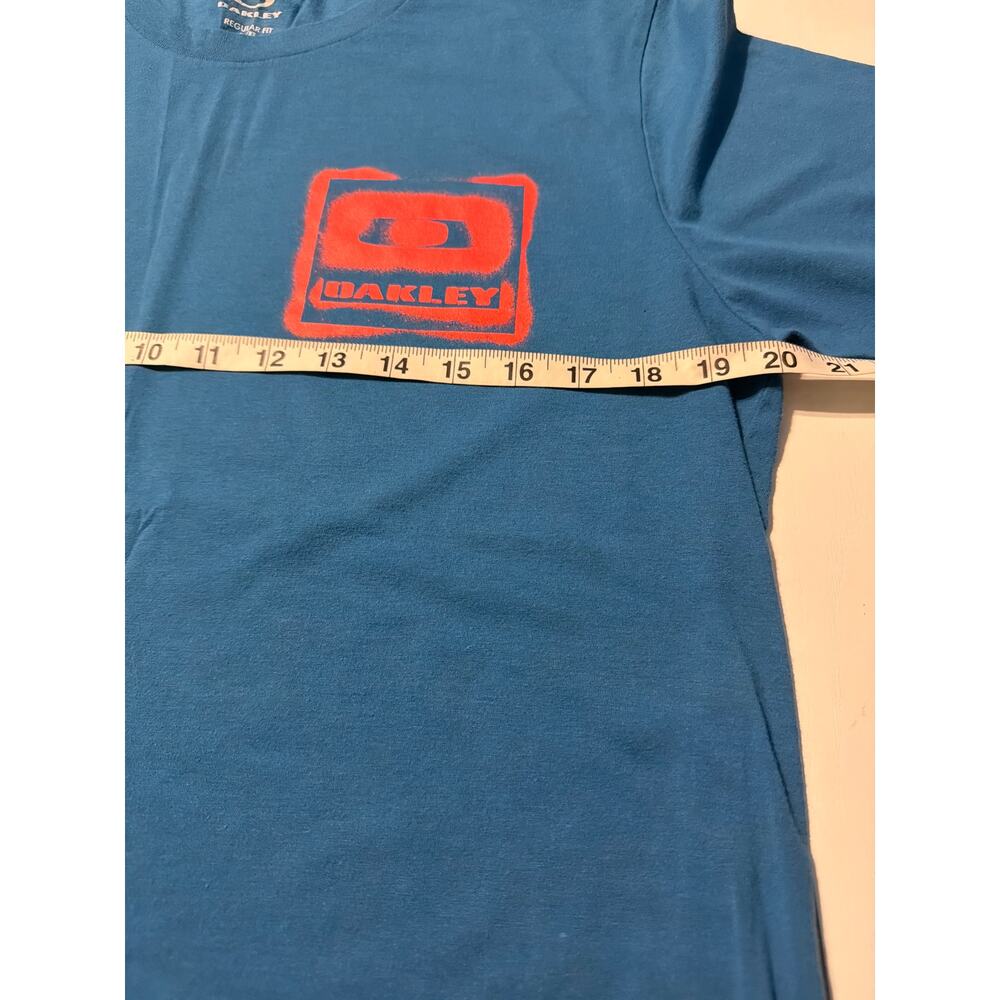 Men’s Large Oakley T-Shirt - Picture 5 of 7